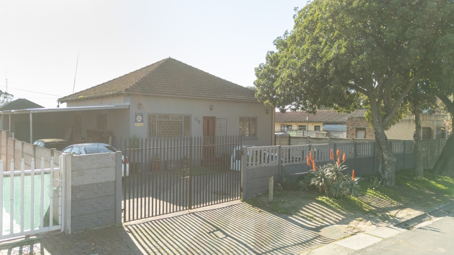 3 Bedroom Property for Sale in Belmont Park Western Cape